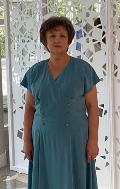 chumak_marina_anatolevna_hud._rukovoditel_kalinovskogo_sk.jpg